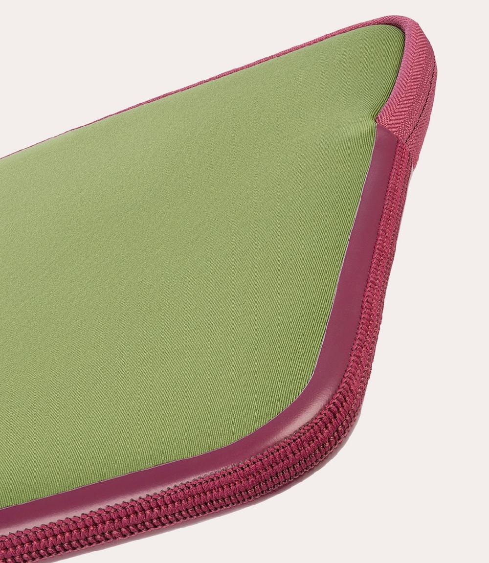 Tucano Second Skin per MacBook Air/Pro 13" e laptop 12" Affare Del Giorno
