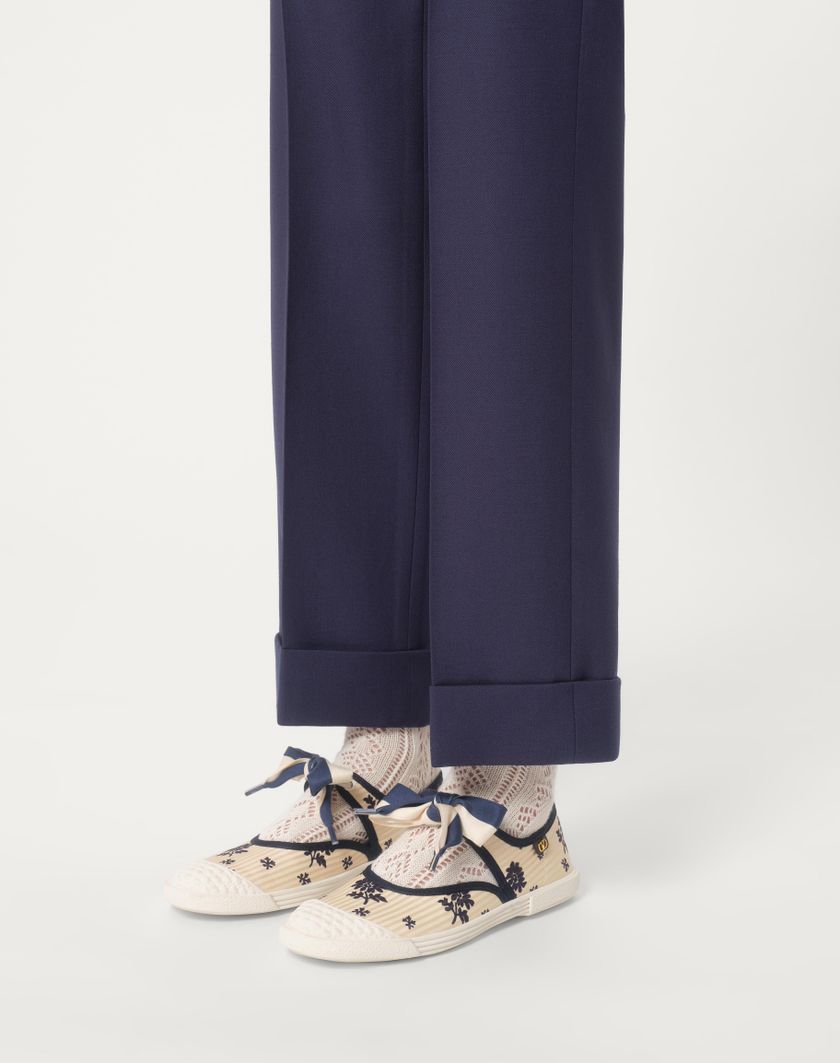 Valentino Handbags Sneaker Ballerina Bay By Bay In Tessuto Papier Floral per Donna in Blu/avorio | Valentino IT Saldi